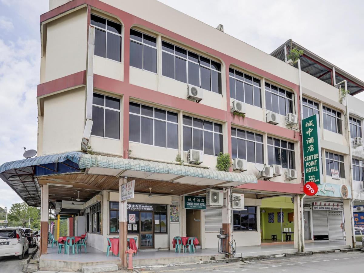 Oyo 90376 Centre Point Hotel Limbang Luaran gambar