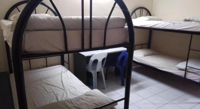 Oyo 90376 Centre Point Hotel Limbang Luaran gambar